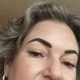 Classic lashes, looks natural. Classic lashes, looks natural.