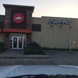 Pizza Hut - Front entrance.