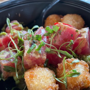 Bird Craft - Poke and Rice tots, just the right amount of  spice.  The crisp tots provide perfect texture contrast to the perfectly seasoned Poke. - Thai Near Me - Frisco, Colorado