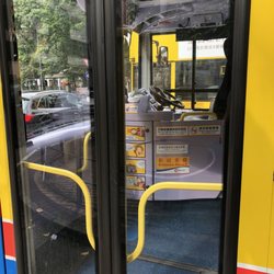 城巴117線 - Entrance to the bus
