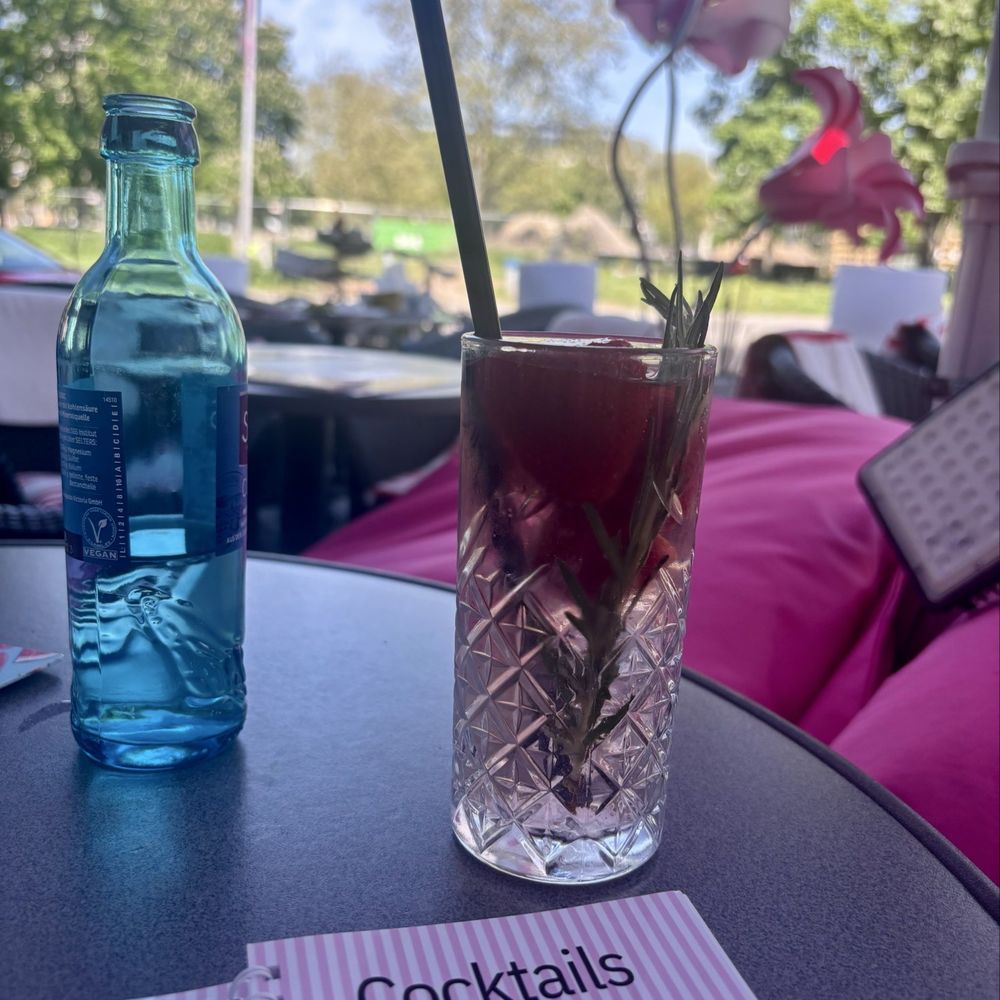Wilde Matilde - Remmi Demmi - Dinner Theater Near Me - Berlin, BE