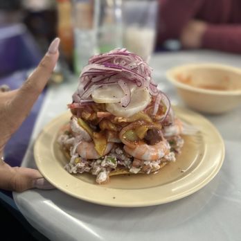 Mariscos 4 Vientos - Seafood Near Me - Los Angeles, California