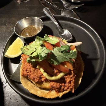 Nomade - Happy hour Cochinita Panucho - Mexican Near Me - Austin, Texas