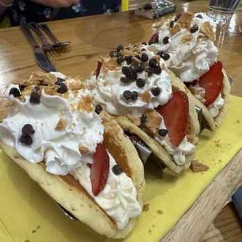 Stevie G’s - Canoli tacos - Breakfast & Brunch Near Me - Rockland, Massachusetts Stevie G’s - Canoli tacos - Breakfast & Brunch Near Me - Rockland, Massachusetts