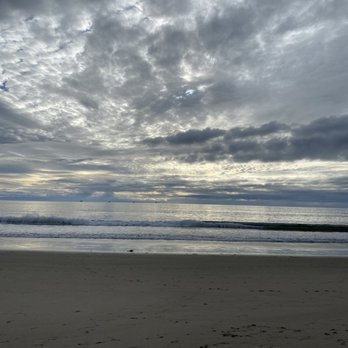 Santa Claus Beach - Winter walks - Beaches Near Me - Carpinteria, California Santa Claus Beach - Winter walks - Beaches Near Me - Carpinteria, California