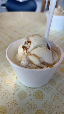 Cammie's Old Dutch Ice Cream Shoppe by null