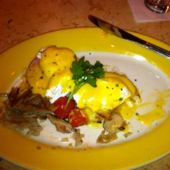 Café du Soleil - Eggs Benedict - French Near Me - New York, New York Café du Soleil - Eggs Benedict - French Near Me - New York, New York