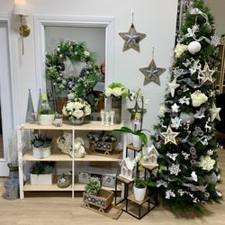 Vine Floral by Forest of Flowers - White Christmas at Vine Floral by Forest of Flowers, St. Catharines
