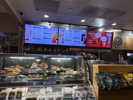 The Coffee Bean & Tea Leaf by null