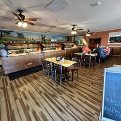 Sunny Side Up Grill - Inside