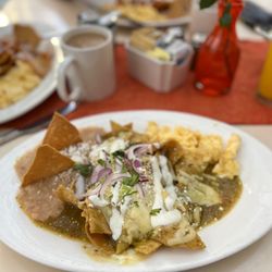 Di Maria Fresh Food - Chilaquiles were in point!!