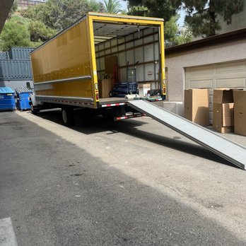 San Diego Packing Movers - Truck and arrangements - Packing Services Near Me - San Diego, California San Diego Packing Movers - Truck and arrangements - Packing Services Near Me - San Diego, California