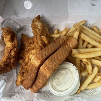 Slim Chickens - Southern Near Me - Schertz, Texas Slim Chickens - Southern Near Me - Schertz, Texas