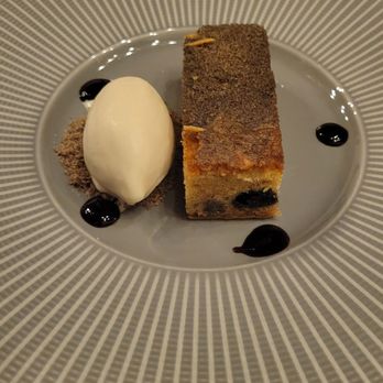 Kata Robata - Warm blueberry cake - Sushi Bars Near Me - Houston, Texas Kata Robata - Warm blueberry cake - Sushi Bars Near Me - Houston, Texas