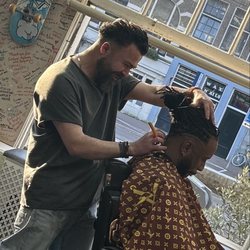 STAR DAM BARBERS