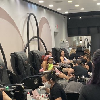 Gloss Nail Bar - Nail Salons Near Me - Houston, Texas Gloss Nail Bar - Nail Salons Near Me - Houston, Texas