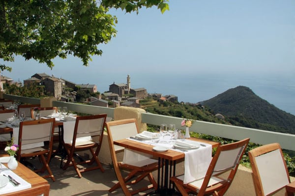 Hôtel Restaurant la Corniche by null