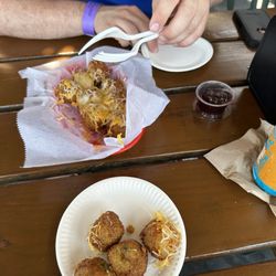 Burdines Waterfront Marina and Bar & Grill - Best hush puppies ever!