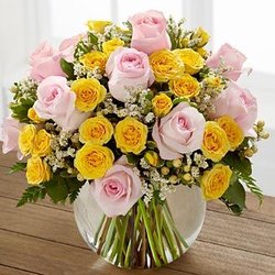 Floral by Victoria - Express yourself perfectly with a beautiful bouquet of multi-colored roses delivered to your loved ones.