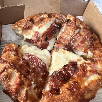 A Slice Above - Personal Honey Bee pizza - Pizza Near Me - Strongsville, Ohio