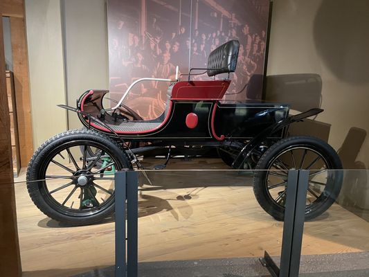 Detroit Historical Museum by null