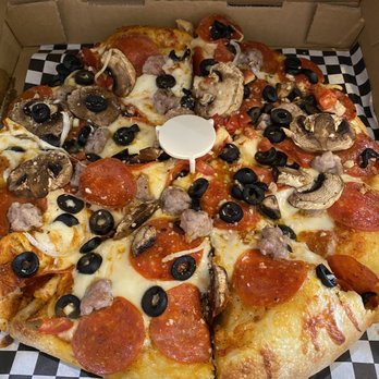 Cake Shop by Jill & Jill - Milano Pizza - Pizza Near Me - Madera, California