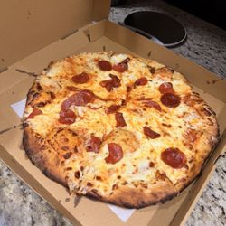 Pepperoni pizza