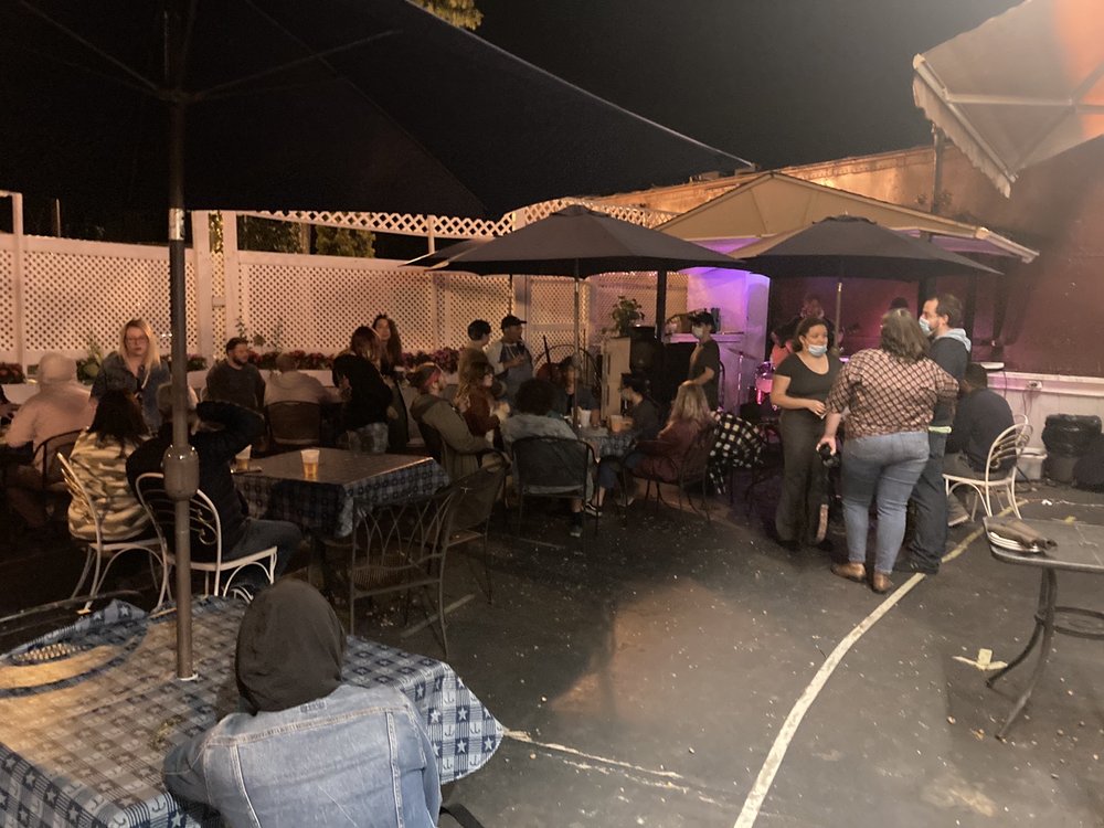 THE VELVET LOUNGE CLOSED 46 Photos & 35 Reviews 10 Woods Corner