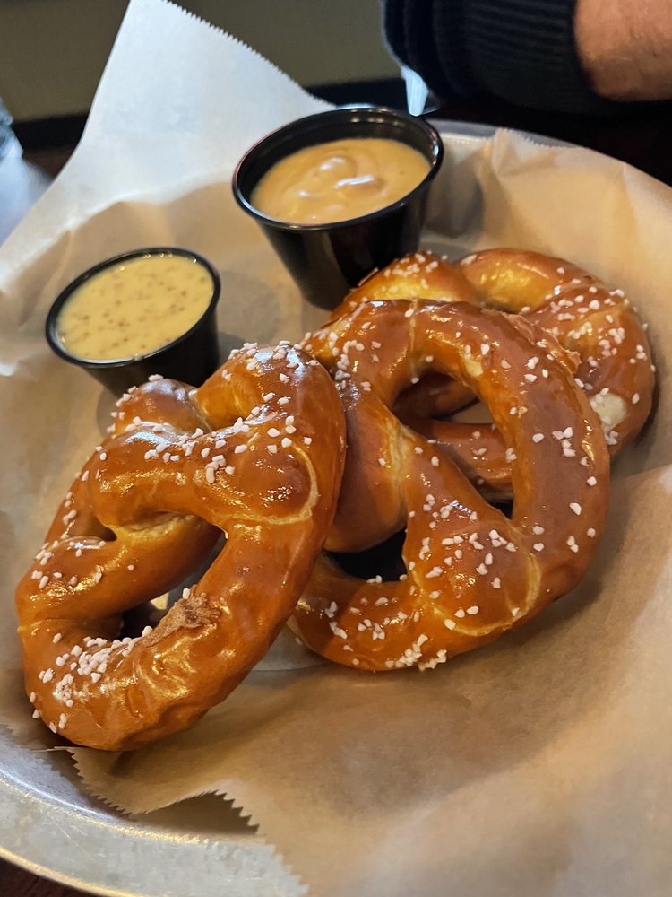 BYERS STREET BISTRO 186 Photos & 302 Reviews 18 Byers St, Staunton