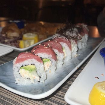 The Dolphin - napali roll $34 - Seafood Markets Near Me - Hanalei, Hawaii