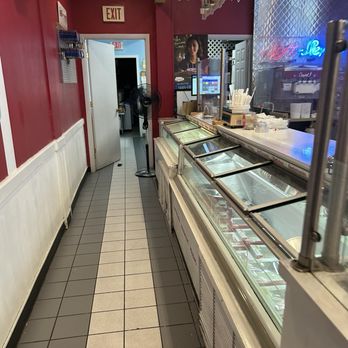 Carvel - Ice Cream & Frozen Yogurt Near Me - Spotswood, New Jersey Carvel - Ice Cream & Frozen Yogurt Near Me - Spotswood, New Jersey