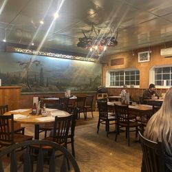 Copper Creek Inn - Inside