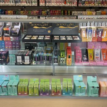 Tobacco King - Great Deals and Huge Selection - Head Shops Near Me - Pompano Beach, Florida Tobacco King - Great Deals and Huge Selection - Head Shops Near Me - Pompano Beach, Florida