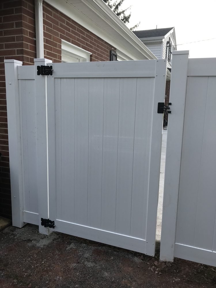 JD FENCING Updated August 2024 14 Photos 185 Woodsview Dr, Red