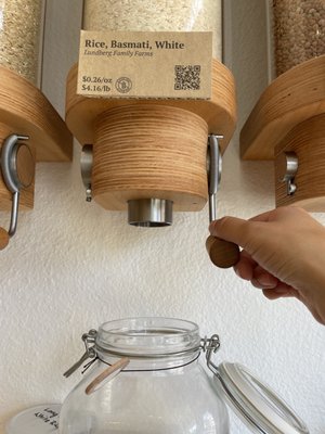 Ethikli Sustainable Market & Vegan, Low-Waste Refillery (CA Certified Green Business) by null