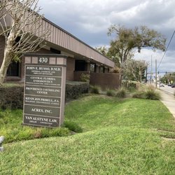 Central Florida Endodontics - Front of building off North Mills Avenue