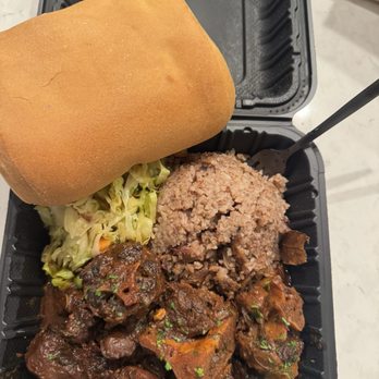 Sapodilla’s - Oxtail platter and buttery Coco Bread !! - Caribbean Near Me - Washington, DC, District of Columbia Sapodilla’s - Oxtail platter and buttery Coco Bread !! - Caribbean Near Me - Washington, DC, District of Columbia