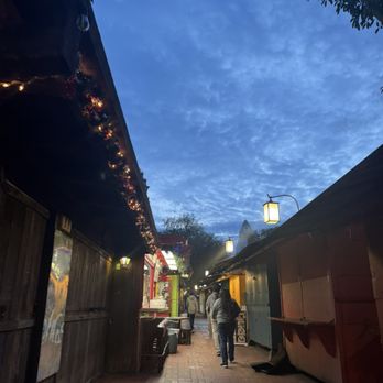 El Paseo Inn - Vibe - Mexican Near Me - Los Angeles, California El Paseo Inn - Vibe - Mexican Near Me - Los Angeles, California
