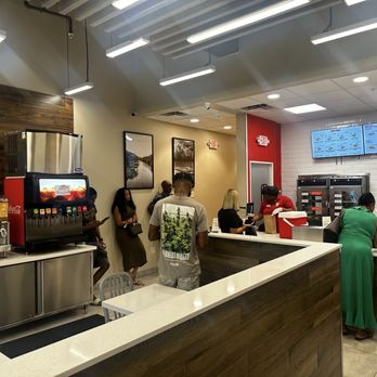 Juici Patties - Interior - Fast Food Near Me - Lauderhill, Florida Juici Patties - Interior - Fast Food Near Me - Lauderhill, Florida
