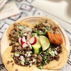 Taqueria La Piedad - Carnitas and Asada tacos