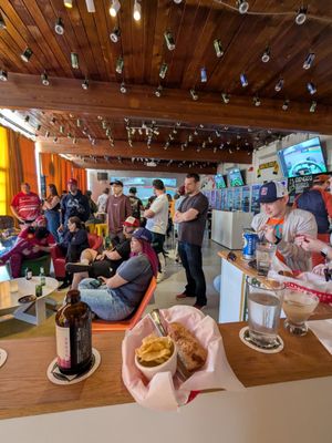 dingo's sports pub by null