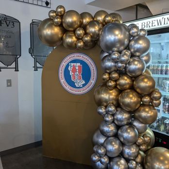 Bubbly Balloon Art - Balloon Services Near Me