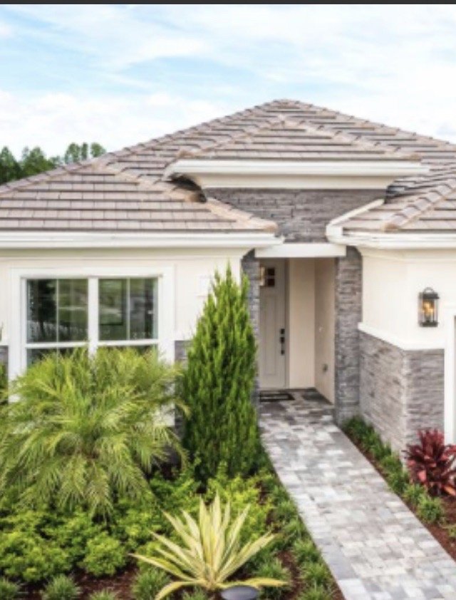 Slide of Marzo Roofing