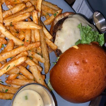 Copper Vine Inn - Wagyu burger, truffle fries - Wine Bars Near Me - New Orleans, Louisiana Copper Vine Inn - Wagyu burger, truffle fries - Wine Bars Near Me - New Orleans, Louisiana