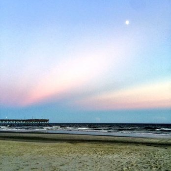 Sunset Beach - Cotton candy sunset at Sunset Beach, NC - Beaches Near Me