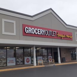 Exterior photo of Grocery Outlet - Lancaster, Pennsylvania Exterior photo of Grocery Outlet - Lancaster, Pennsylvania