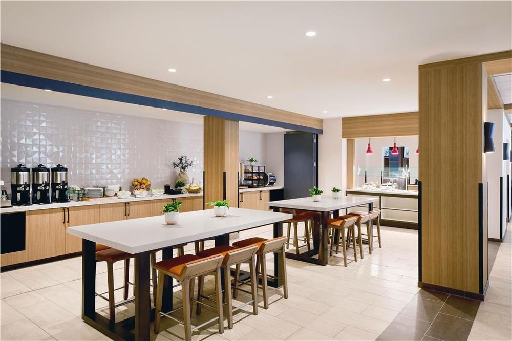 Hilton Garden Inn LAX Los Angeles Airport