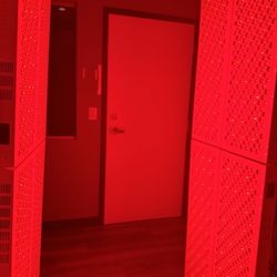 Restore Hyper Wellness - Red light therapy