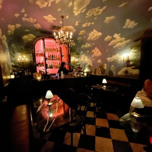 BOWEN HOUSE - 286 Photos & 308 Reviews - Cocktail Bars - 2614 Boll St