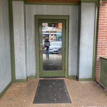 R P Tracks - Entrance - American Near Me - Memphis, Tennessee